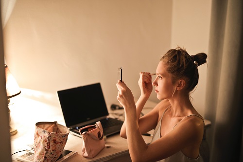 maquillage adapté pour la couperose